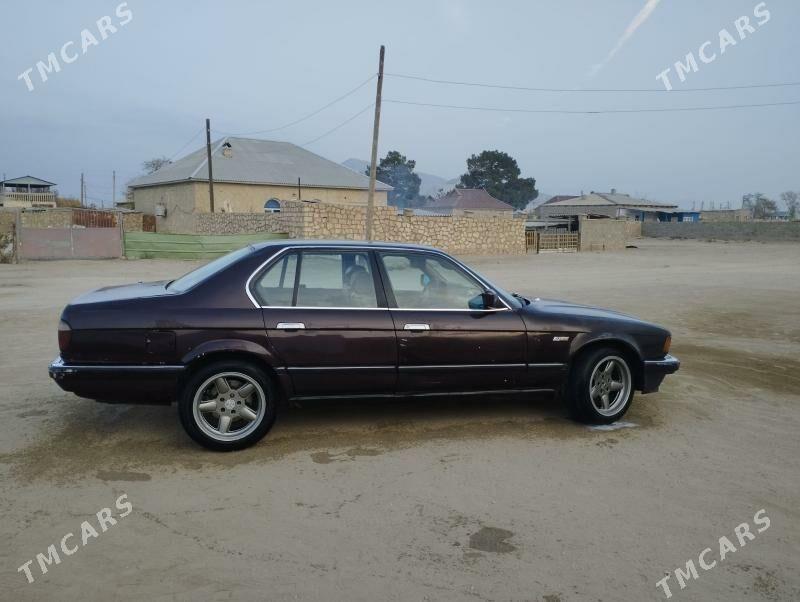 BMW 7 Series 1991 - 33 000 TMT - Jebel - img 1