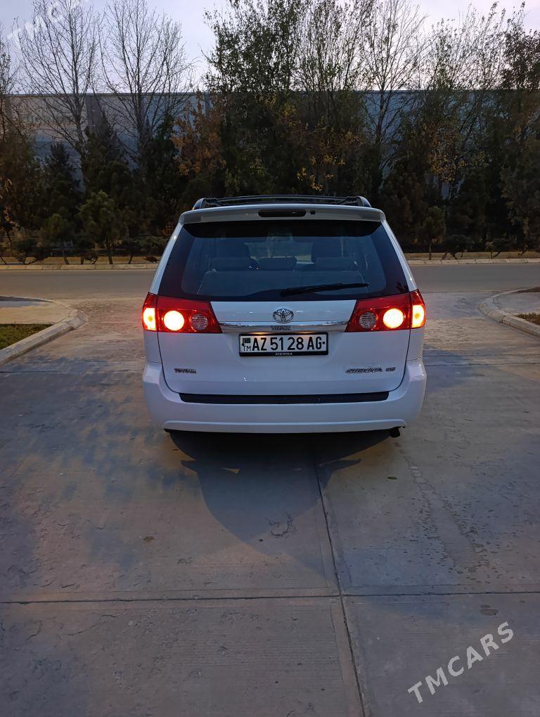 Toyota Sienna 2009 - 270 000 TMT - Бузмеин - img 5