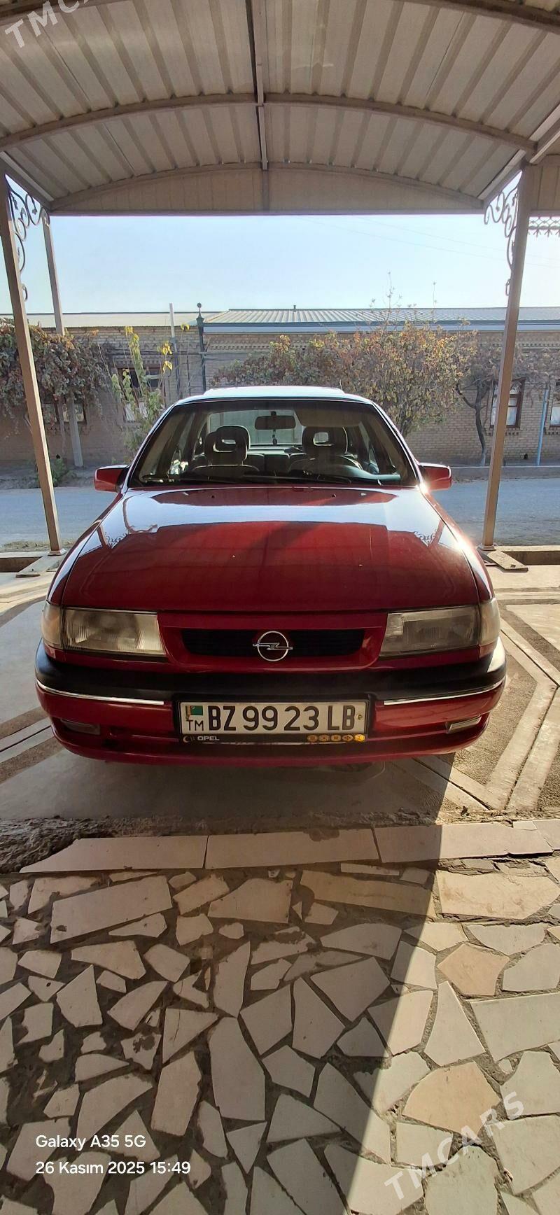 Opel Vectra 1993 - 55 000 TMT - Чарджоу - img 4