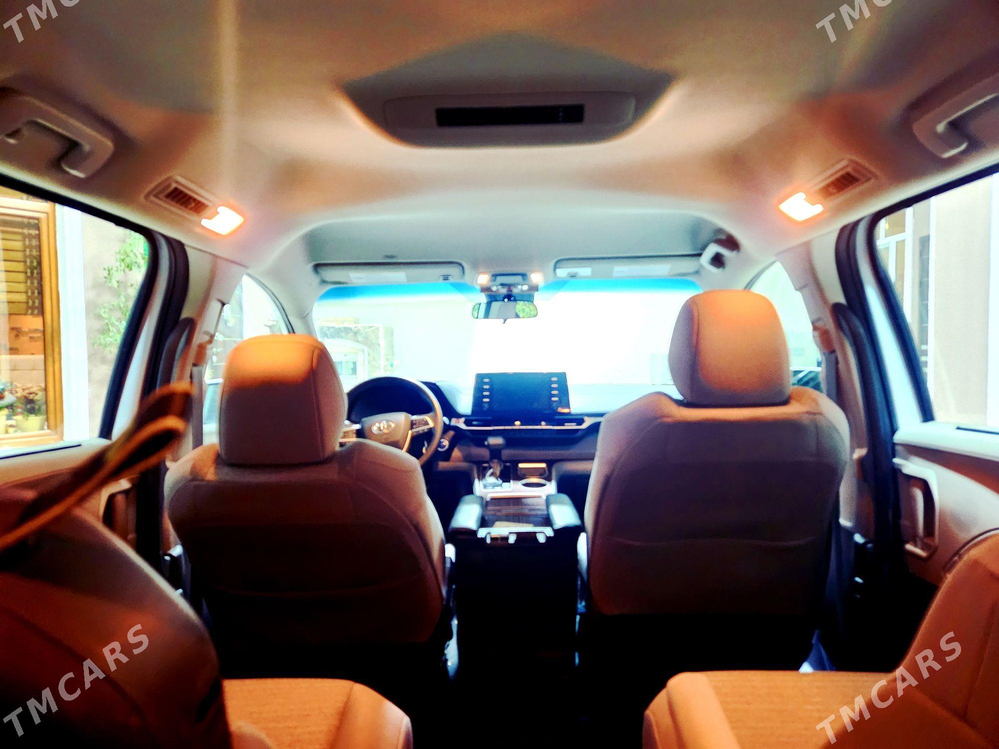 Toyota Sienna 2021 - 450 000 TMT - Мары - img 7