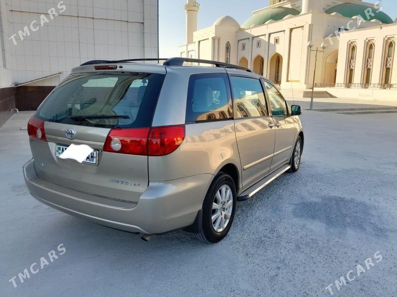 Toyota Sienna 2009 - 245 000 TMT - Гёкдепе - img 2