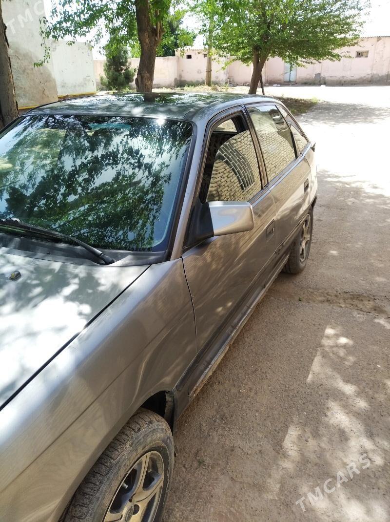 Opel Astra 1993 - 35 000 TMT - Векильбазар - img 4