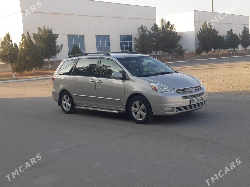 Toyota Sienna 2004 - 245 000 TMT - Мары - img 8