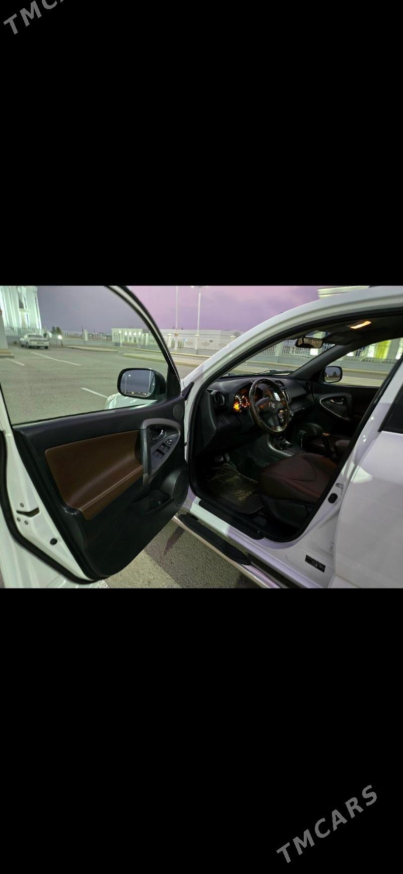 Toyota RAV4 2010 - 260 000 TMT - Хазар - img 7