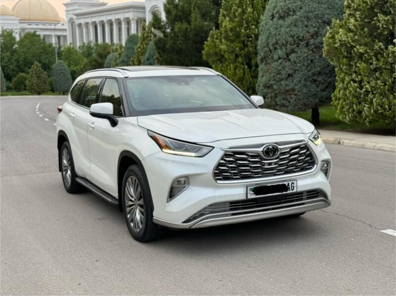 Toyota Highlander 2021 - 890 000 TMT - Ашхабад - img 3