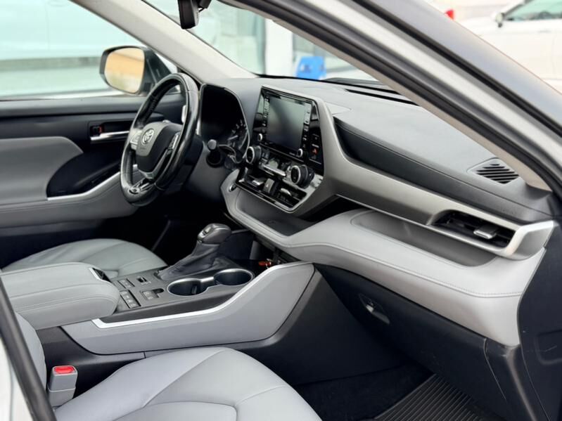 Toyota Highlander 2021 - 535 000 TMT - Балканабат - img 8