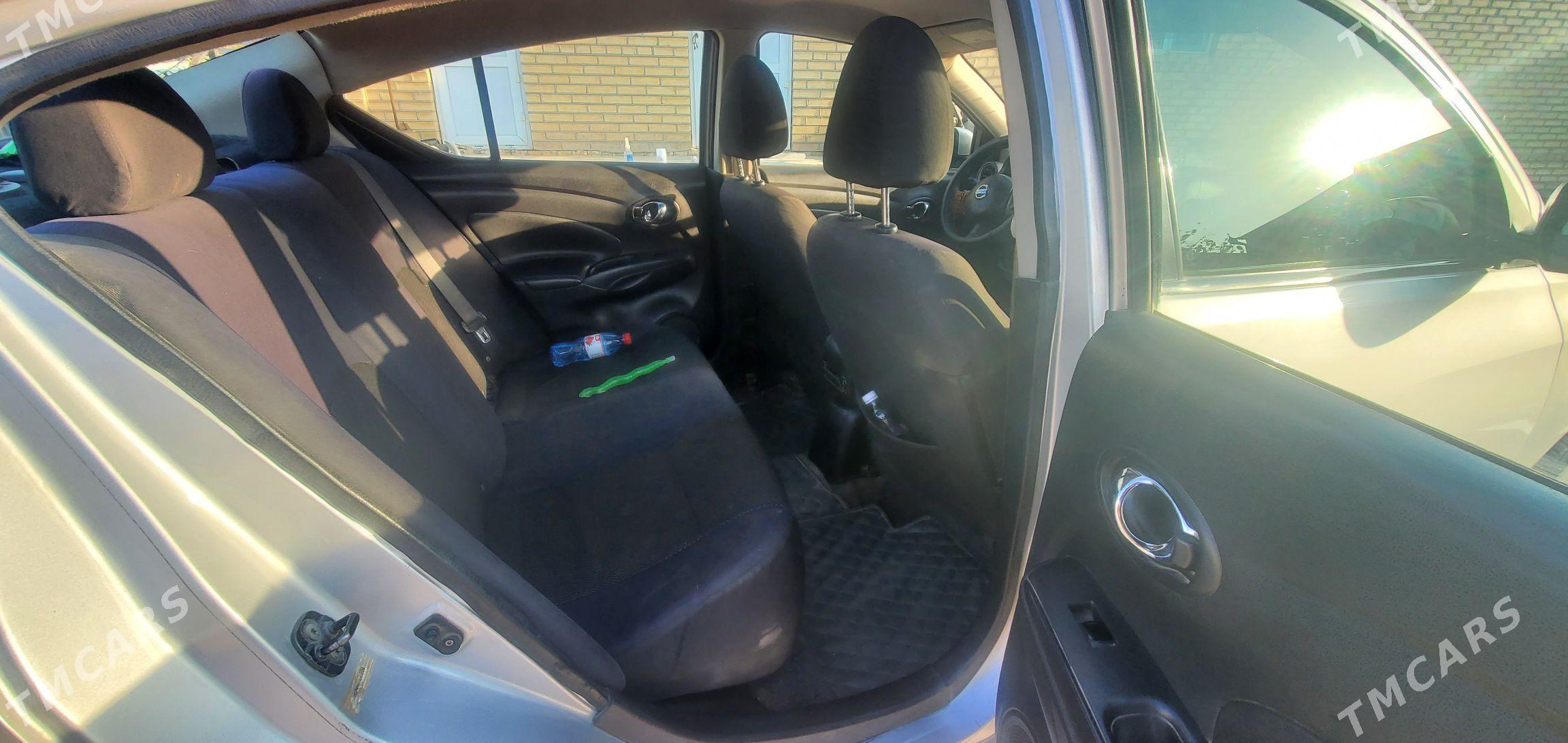 Nissan Versa 2012 - 130 000 TMT - Мары - img 5