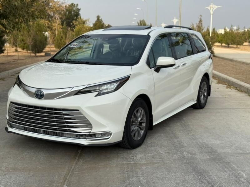 Toyota Sienna 2021 - 475 000 TMT - Ашхабад - img 4