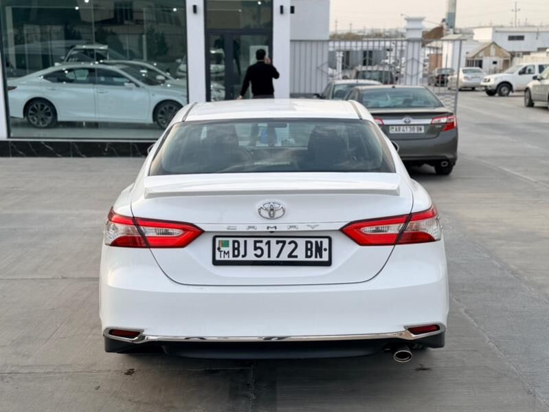 Toyota Camry 2018 - 260 000 TMT - Балканабат - img 5