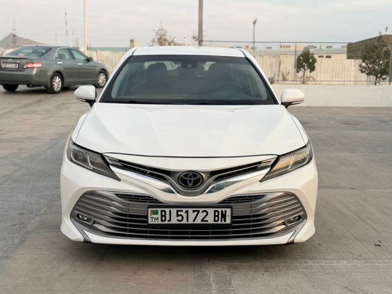 Toyota Camry 2018 - 260 000 TMT - Балканабат - img 2