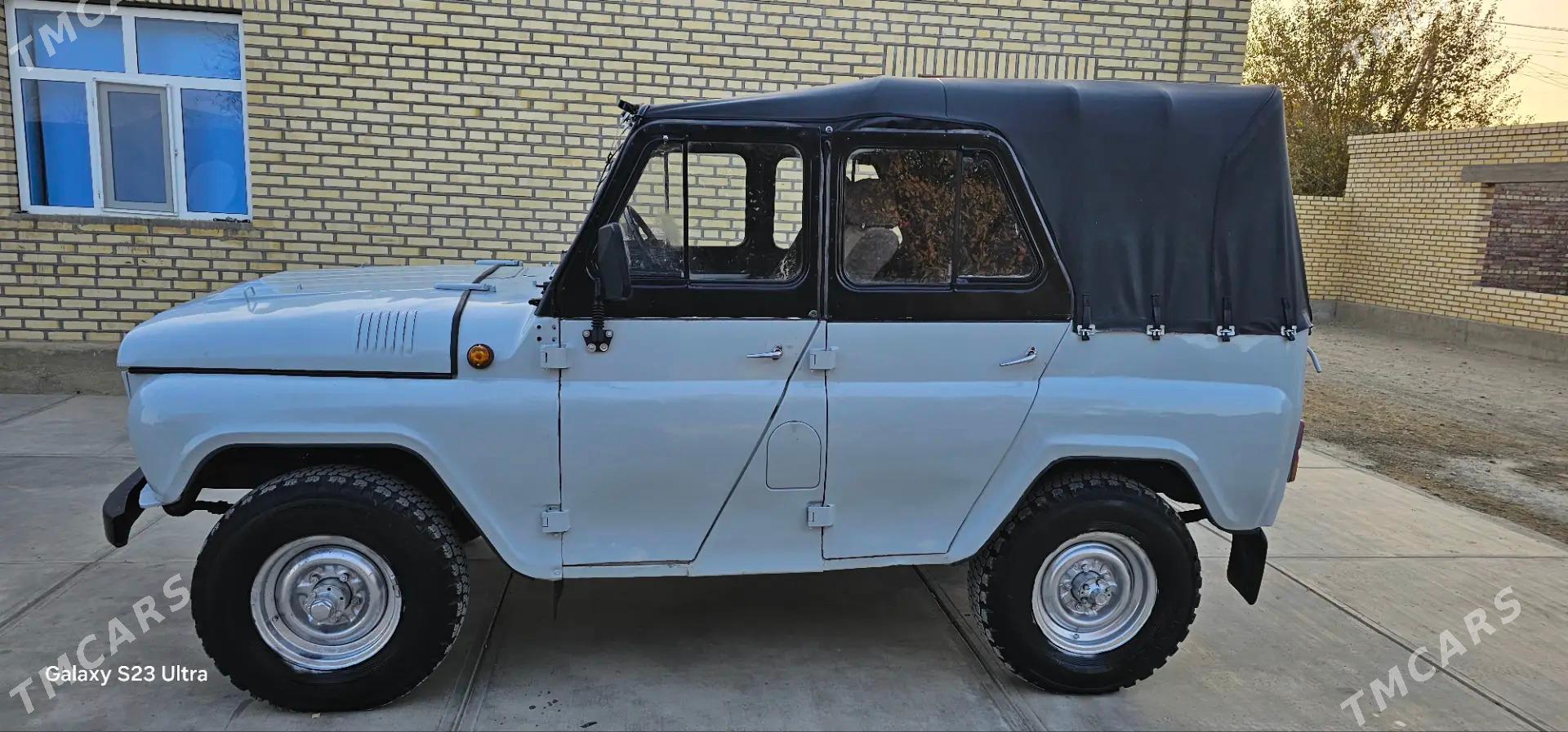 UAZ 469 1981 - 40 000 TMT - Bäherden - img 3