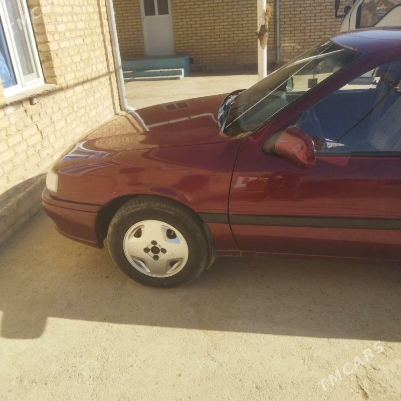 Opel Vectra 1992 - 44 000 TMT - Murgap - img 2