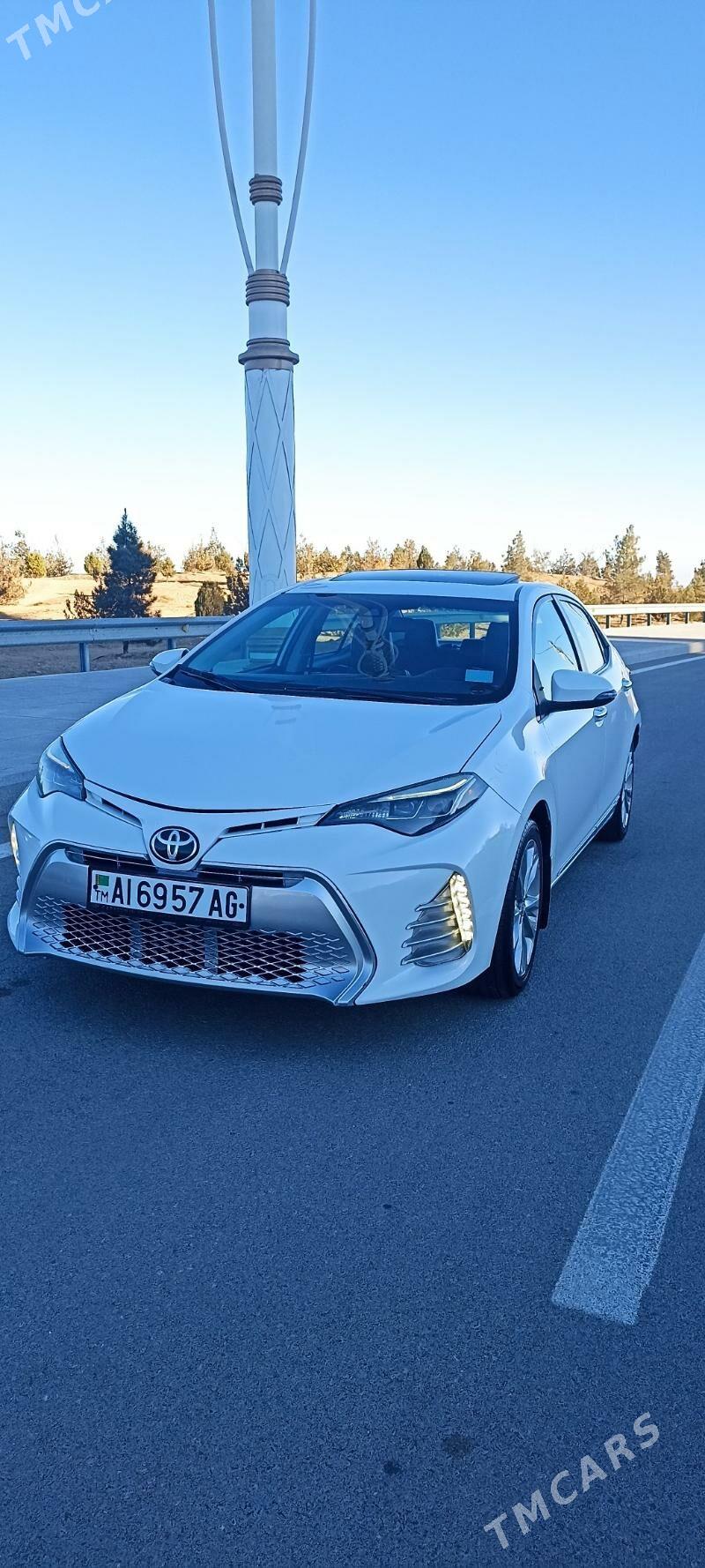 Toyota Corolla 2018 - 250 000 TMT - Aşgabat - img 6