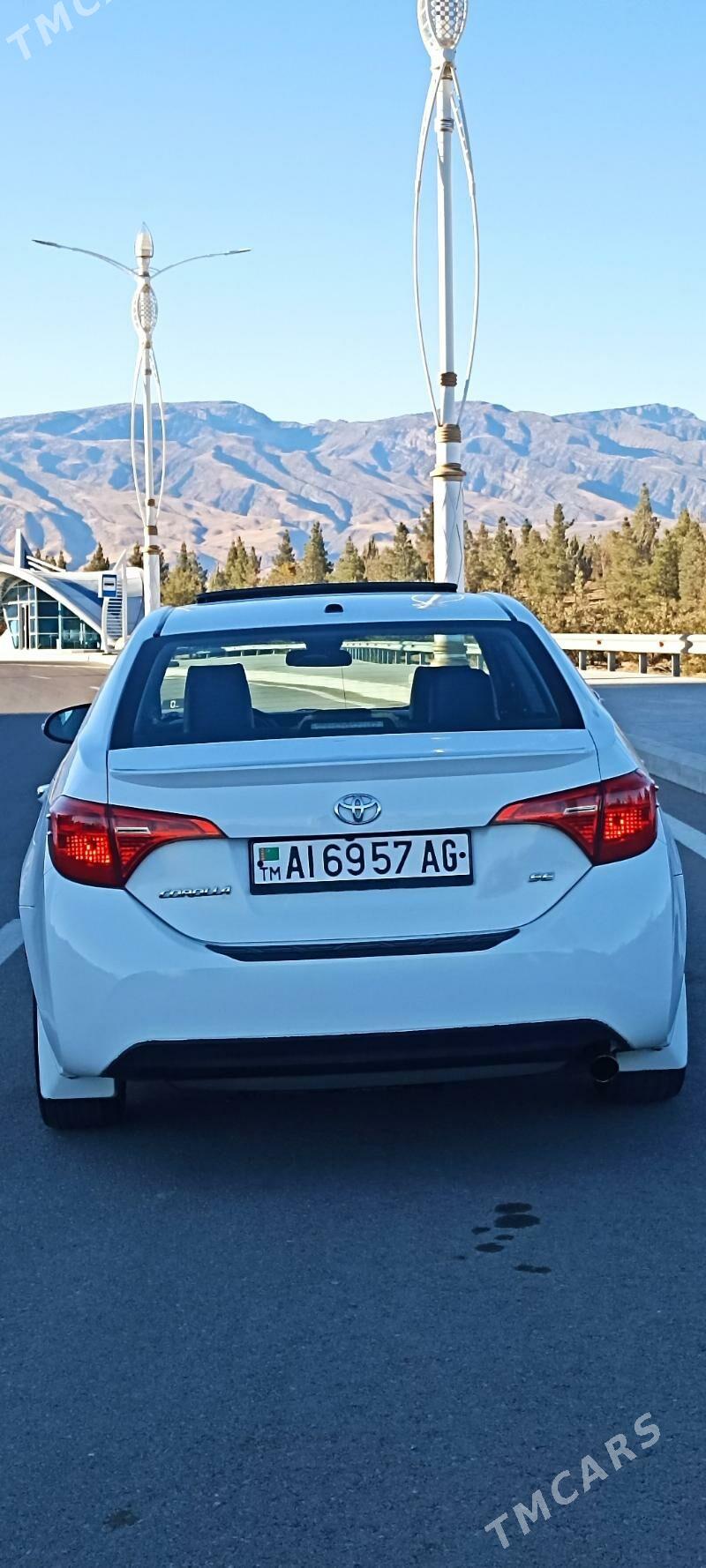 Toyota Corolla 2018 - 250 000 TMT - Aşgabat - img 3