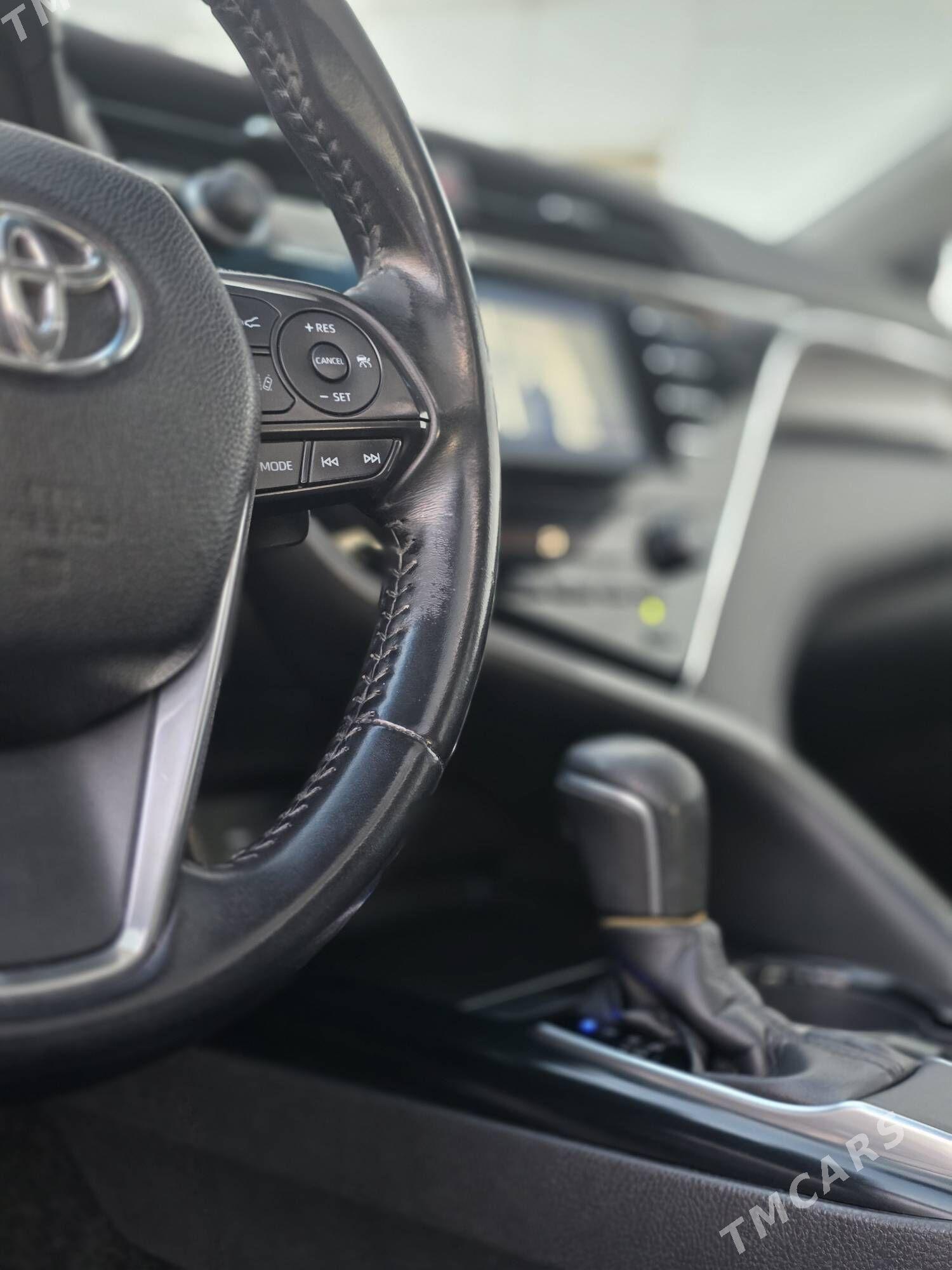 Toyota Camry 2018 - 332 000 TMT - Aşgabat - img 5