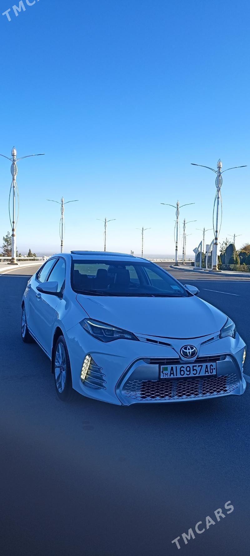 Toyota Corolla 2018 - 250 000 TMT - Aşgabat - img 7