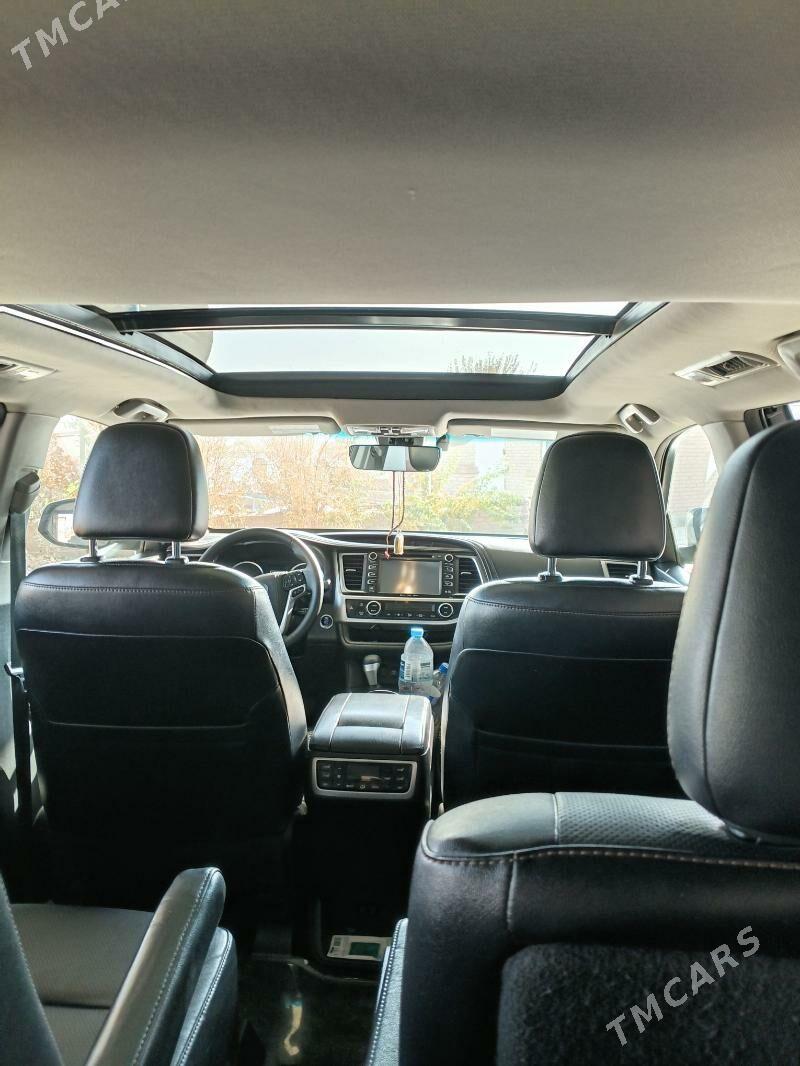 Toyota Highlander 2017 - 460 000 TMT - Türkmenabat - img 4