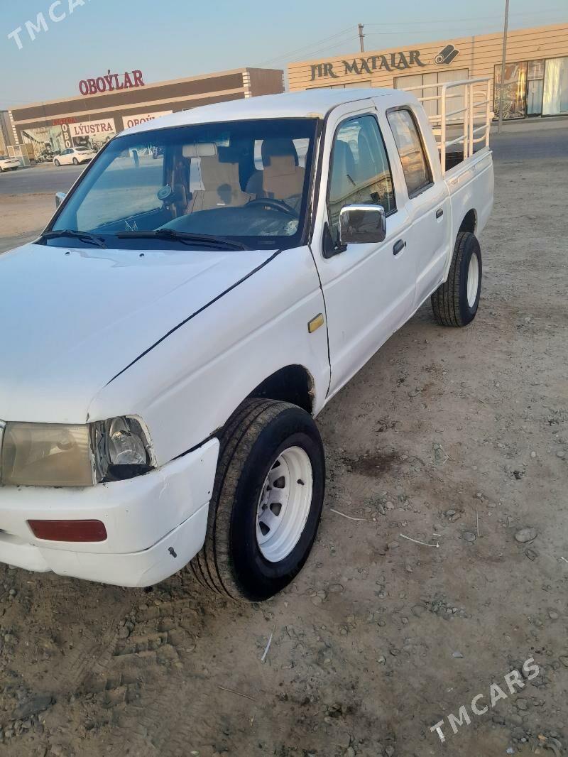 Toyota Fortuner 2005 - 80 000 TMT - Сакарчага - img 3