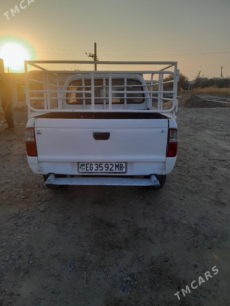 Toyota Fortuner 2005 - 80 000 TMT - Сакарчага - img 5