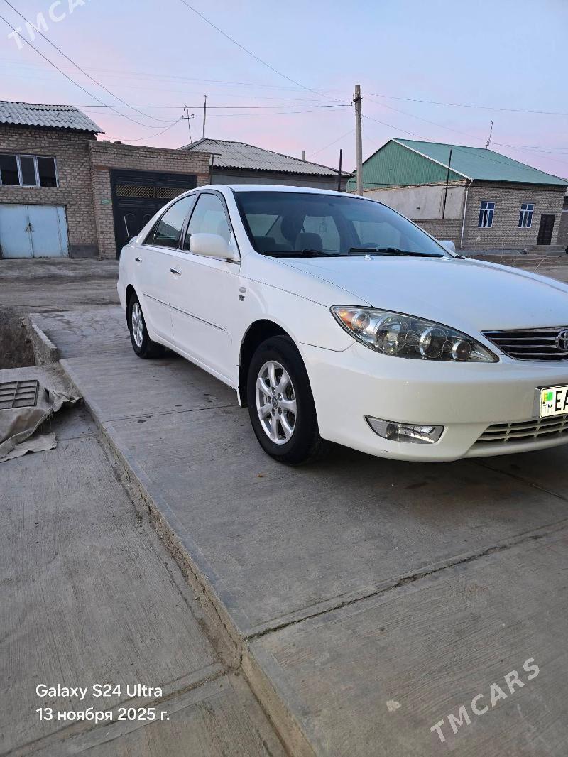 Toyota Camry 2004 - 155 000 TMT - Köneürgenç - img 1