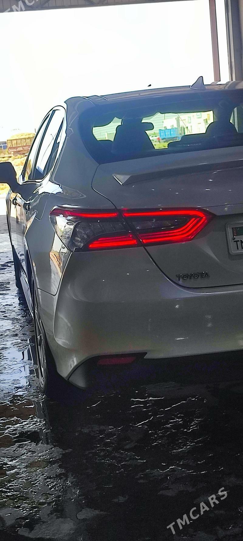 Toyota Camry 2021 - 290 000 TMT - Байрамали - img 4