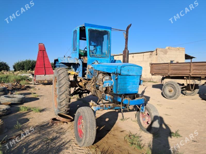 MTZ T-28 1987 - 15 000 TMT - Ёлётен - img 1