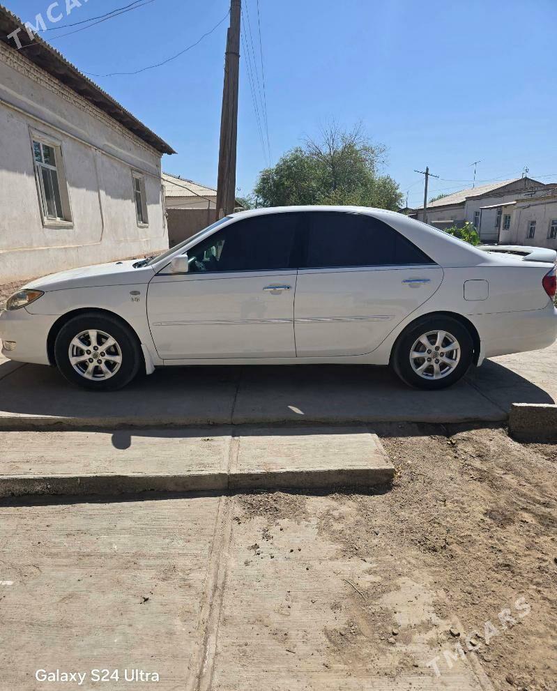 Toyota Camry 2004 - 155 000 TMT - Köneürgenç - img 2