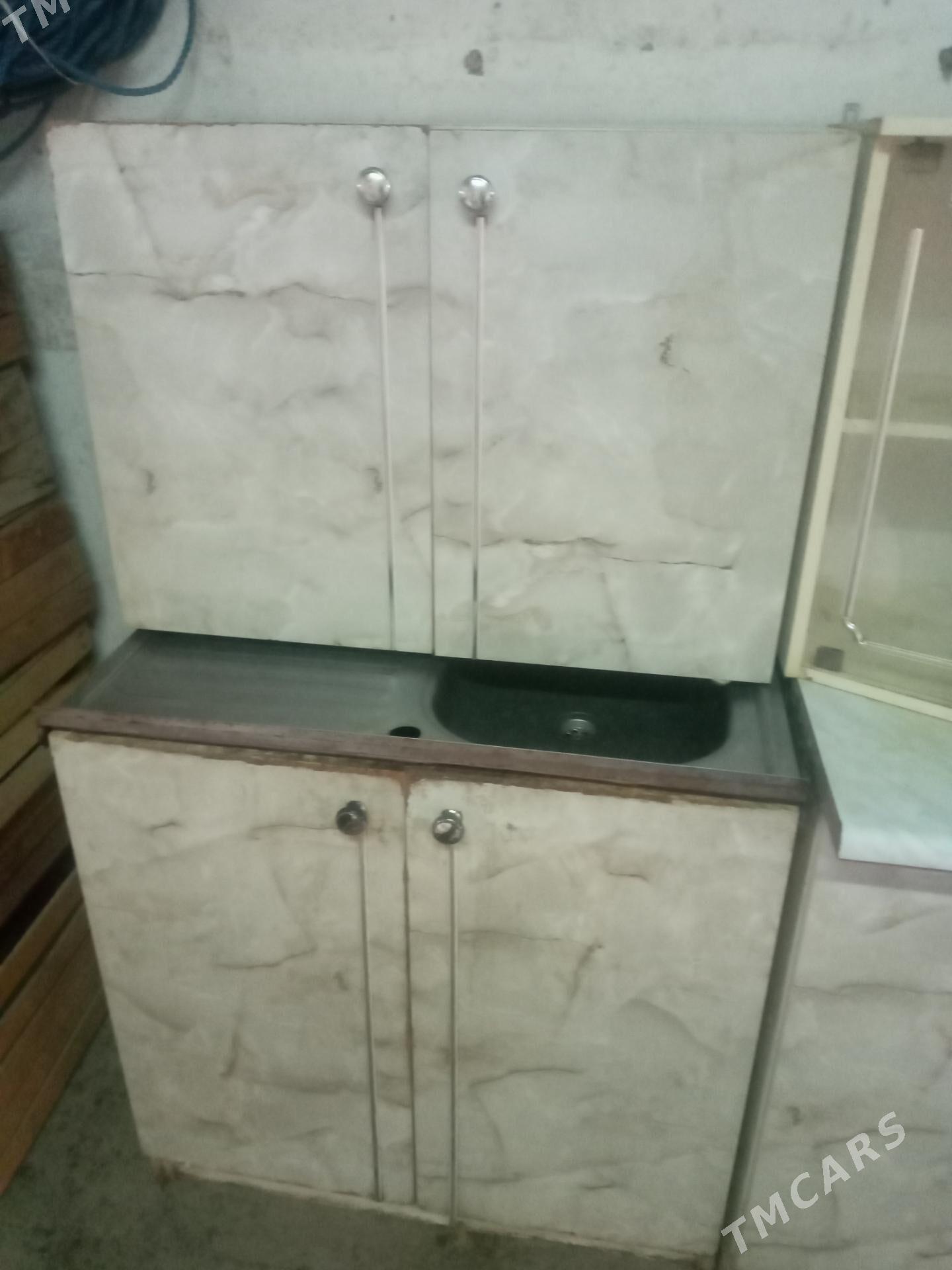 kuhinny garnitur - Çärjew - img 2