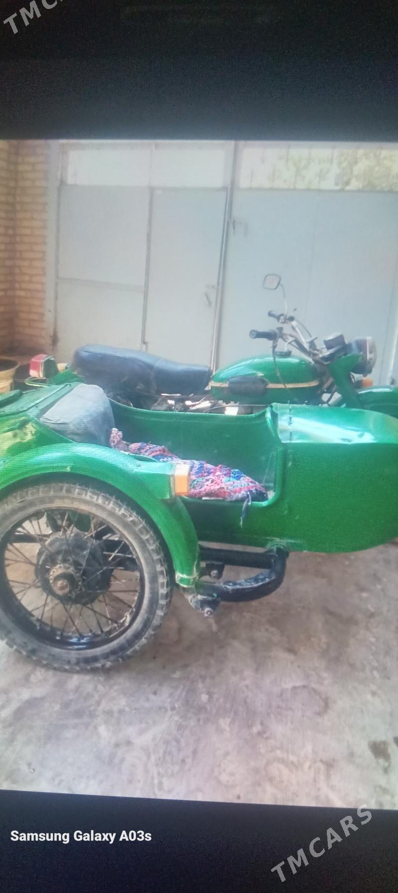 Ural 4320 1980 - 10 000 TMT - Саят - img 1