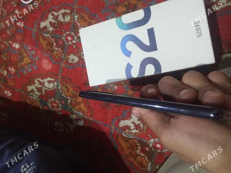 S20 fe - Гурбансолтан Едже - img 4