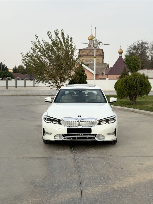 BMW 330 2020 - 520 000 TMT - Aşgabat - img 4