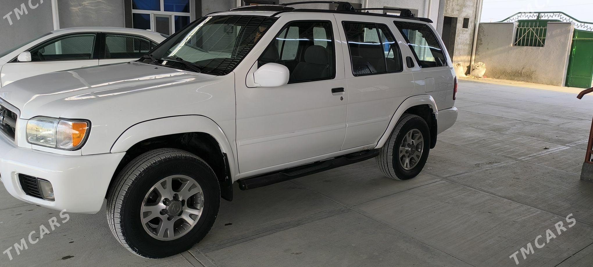 Nissan Pathfinder 2001 - 130 000 TMT - Бахарден - img 3