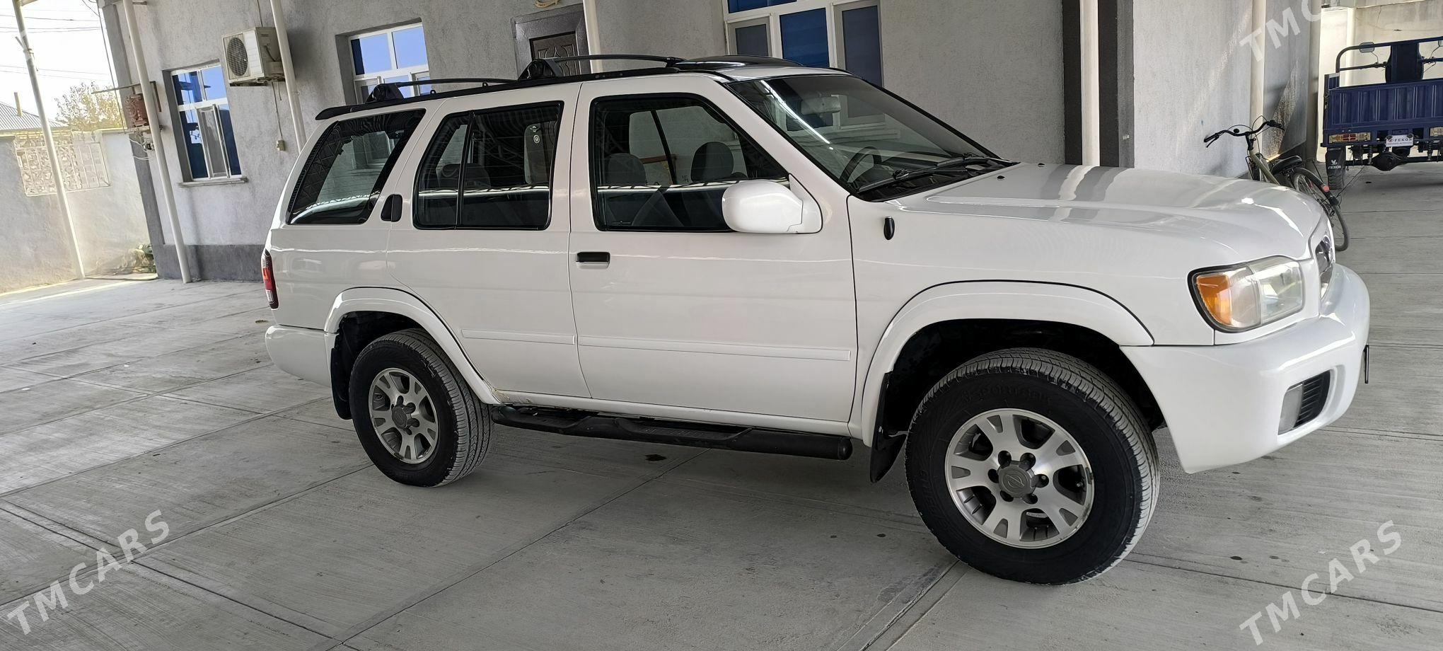 Nissan Pathfinder 2001 - 130 000 TMT - Бахарден - img 5