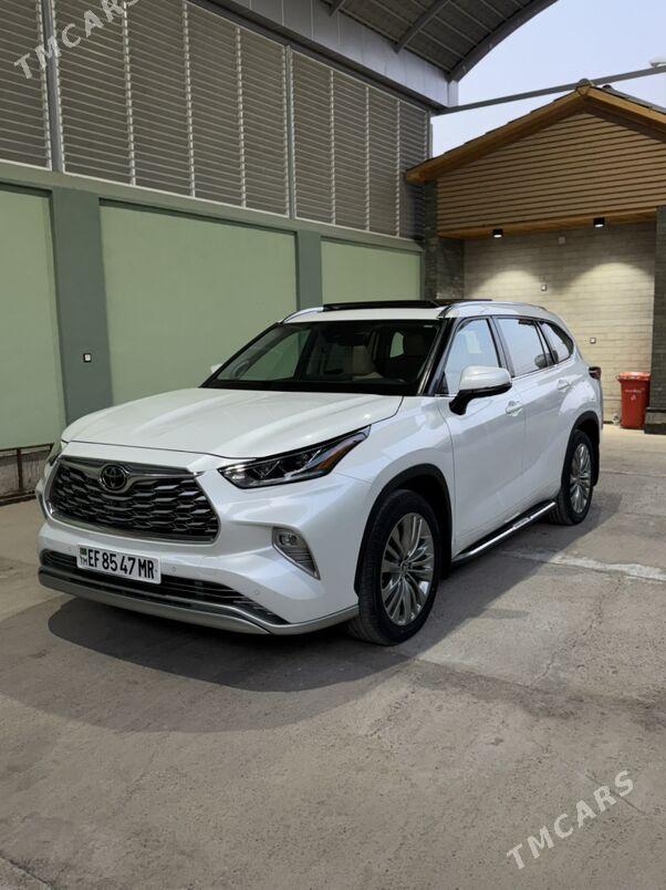 Toyota Highlander 2023 - 850 000 TMT - Байрамали - img 2