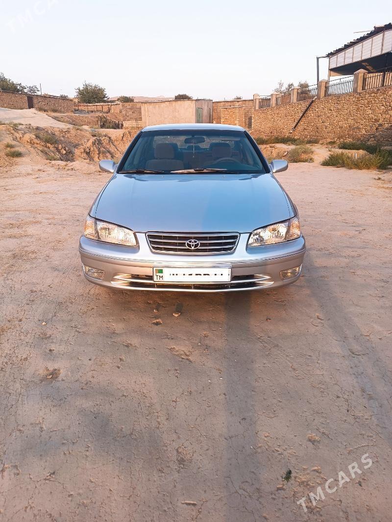 Toyota Camry 2001 - 158 000 TMT - Магданлы - img 1