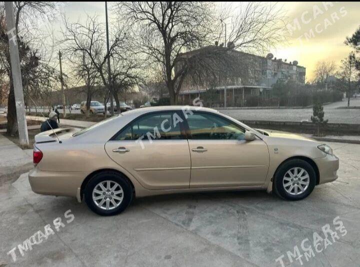 Toyota Camry 2005 - 160 000 TMT - Мургап - img 1