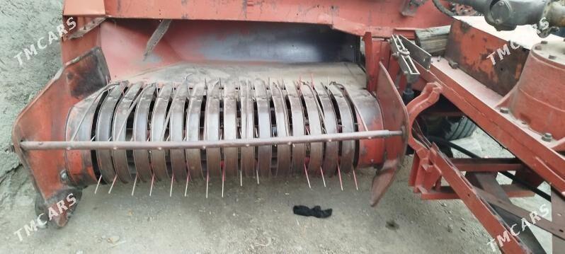 MTZ 82 2012 - 300 000 TMT - Бахарден - img 2