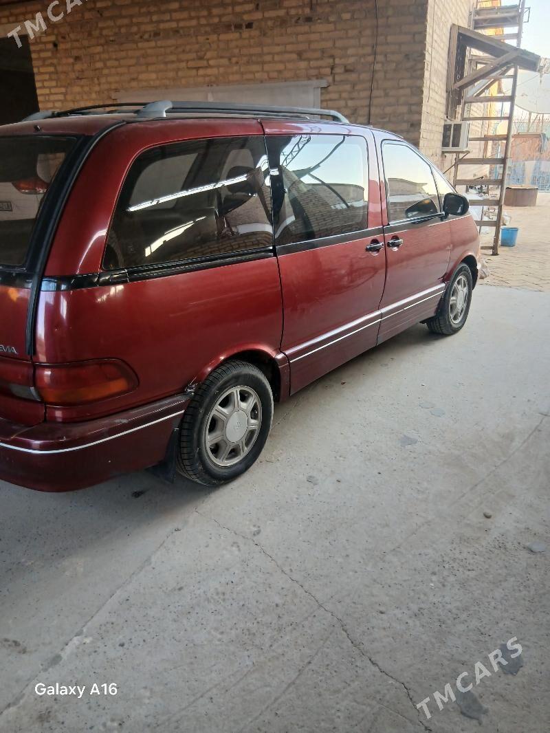 Toyota Previa 1994 - 75 000 TMT - Халач - img 2