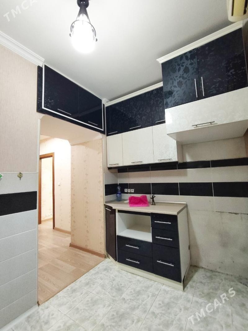  Gaudan B 1komn.jaý - Гаудан "Б" - img 1