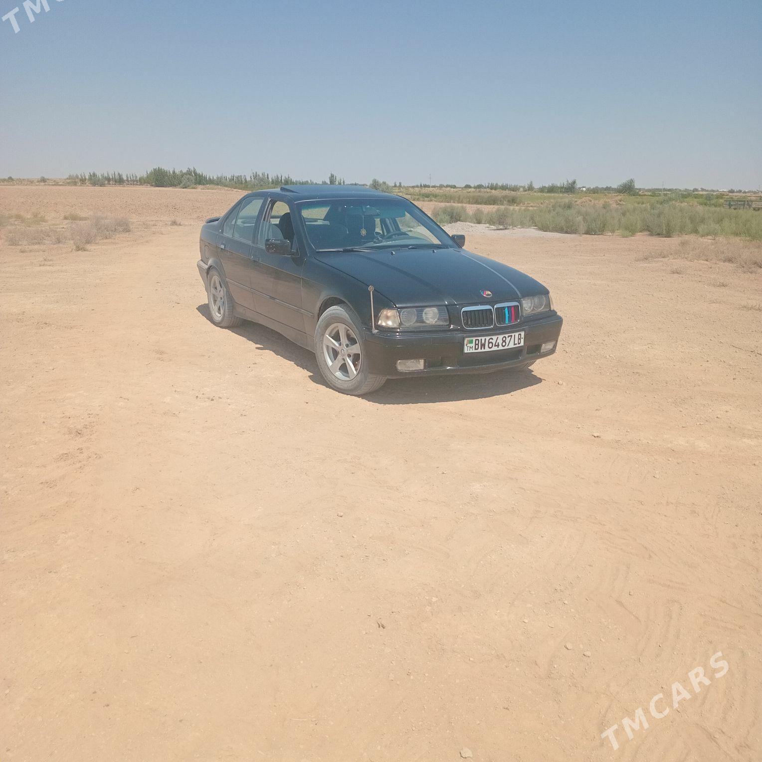 BMW 3 Series 1993 - 50 000 TMT - Darganata - img 1