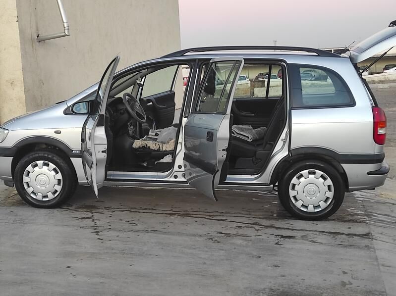 Opel Zafira 2002 - 110 000 TMT - Дашогуз - img 4
