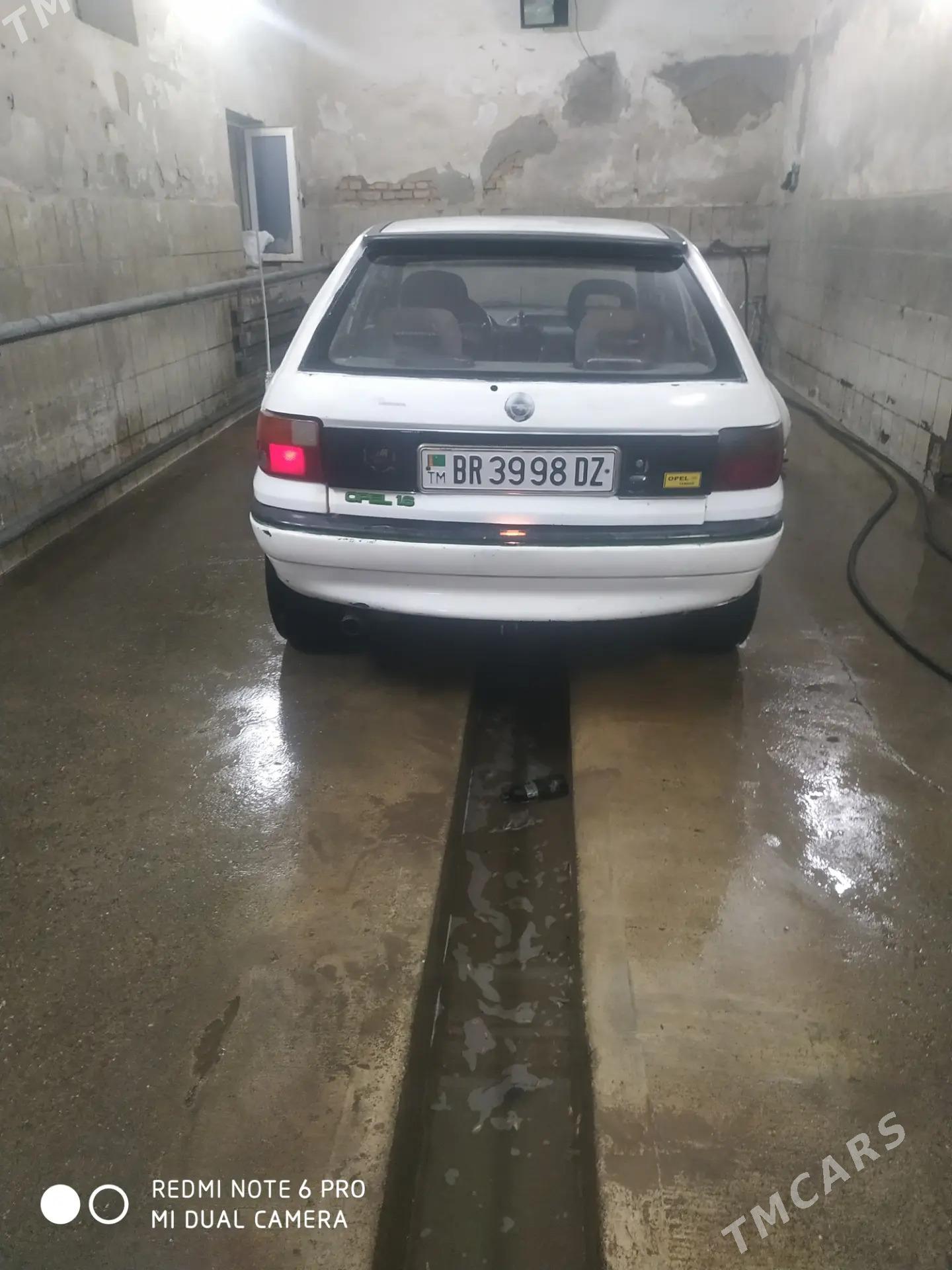 Opel Astra 1992 - 35 000 TMT - Дашогуз - img 6