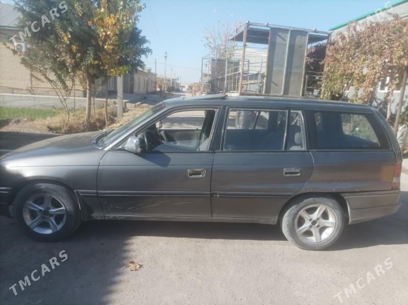 Opel Astra 1993 - 55 000 TMT - Дянев - img 4