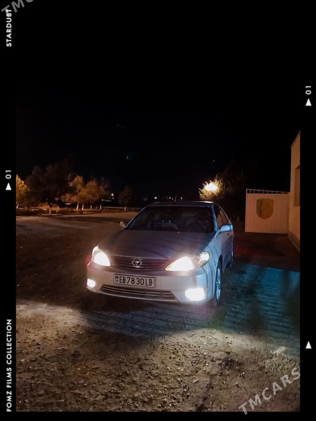 Toyota Camry 2002 - 140 000 TMT - Сейди - img 4