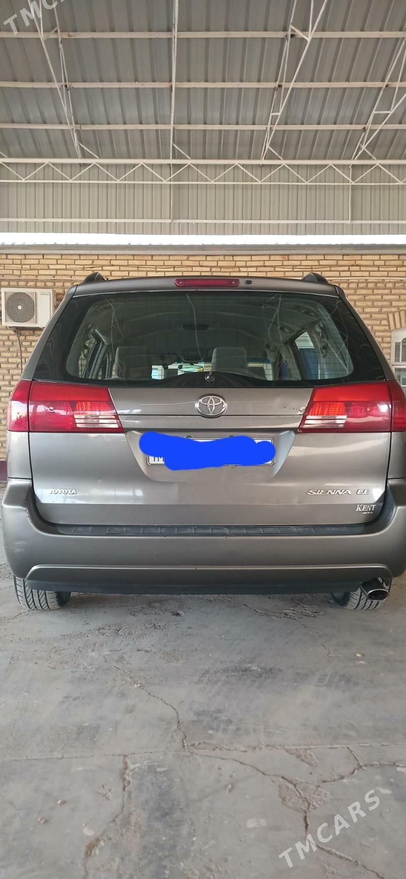 Toyota Sienna 2005 - 240 000 TMT - Baýramaly - img 3