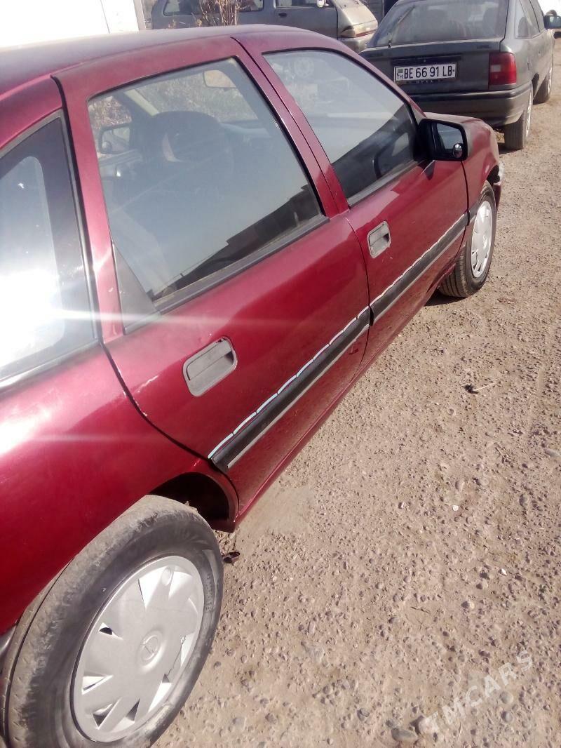 Opel Vectra 1992 - 20 000 TMT - Сейди - img 2