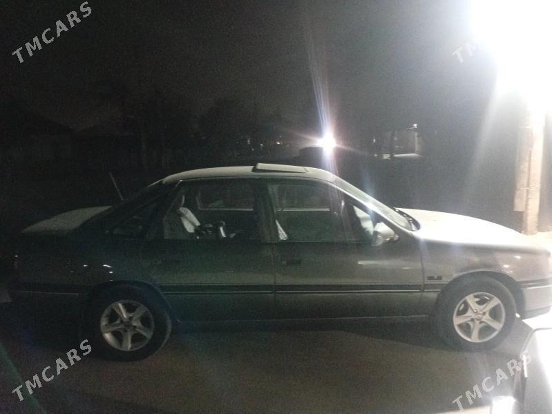 Opel Vectra 1989 - 40 000 TMT - Ёлётен - img 3