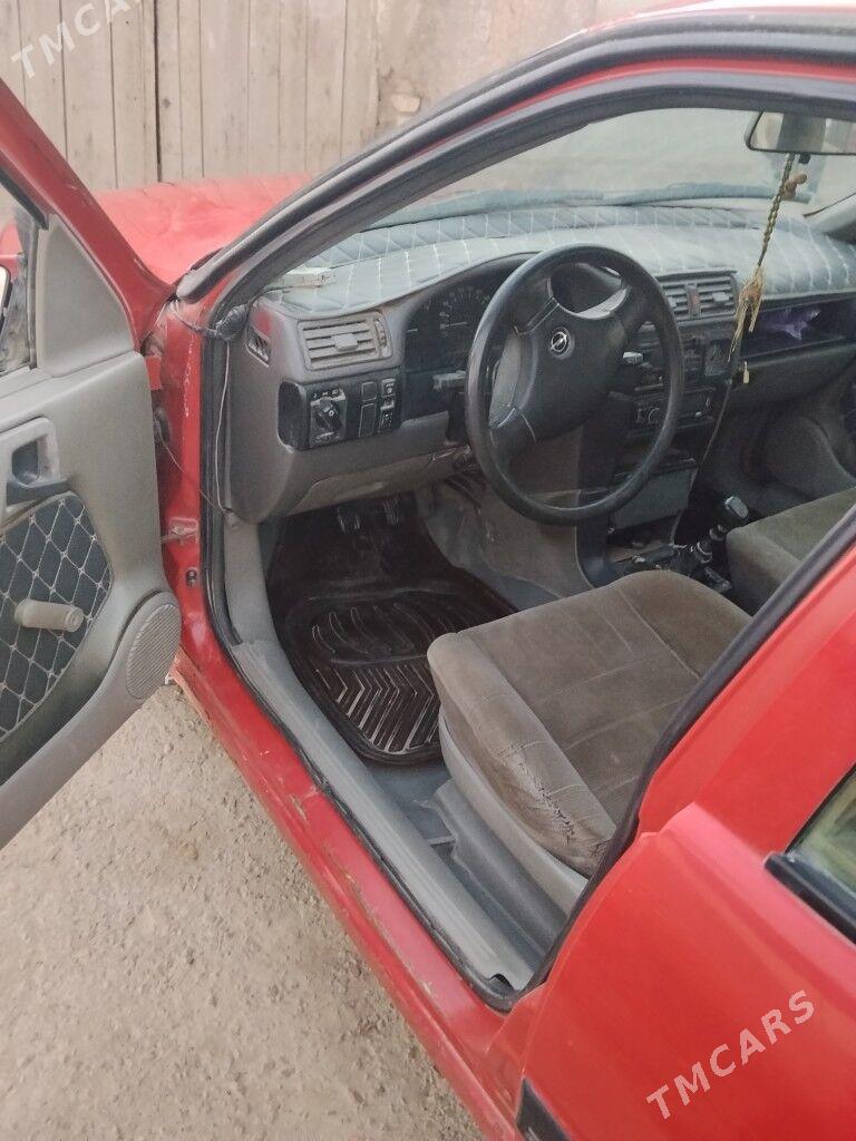 Opel Astra 1992 - 21 000 TMT - Болдумсаз - img 6