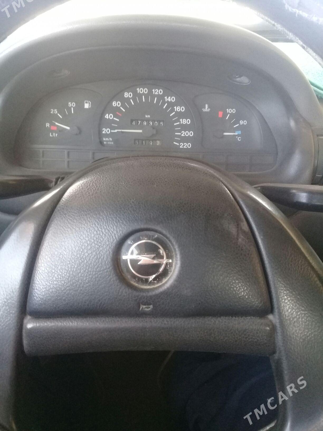 Opel Astra 1993 - 35 000 TMT - Мары - img 4