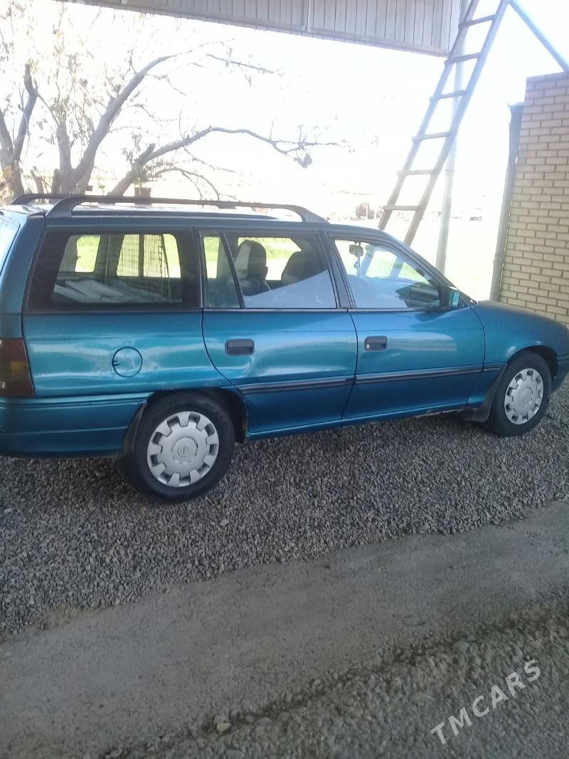Opel Astra 1993 - 35 000 TMT - Мары - img 2